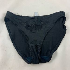 M/L Cocoa Secret Black satin stretch panty